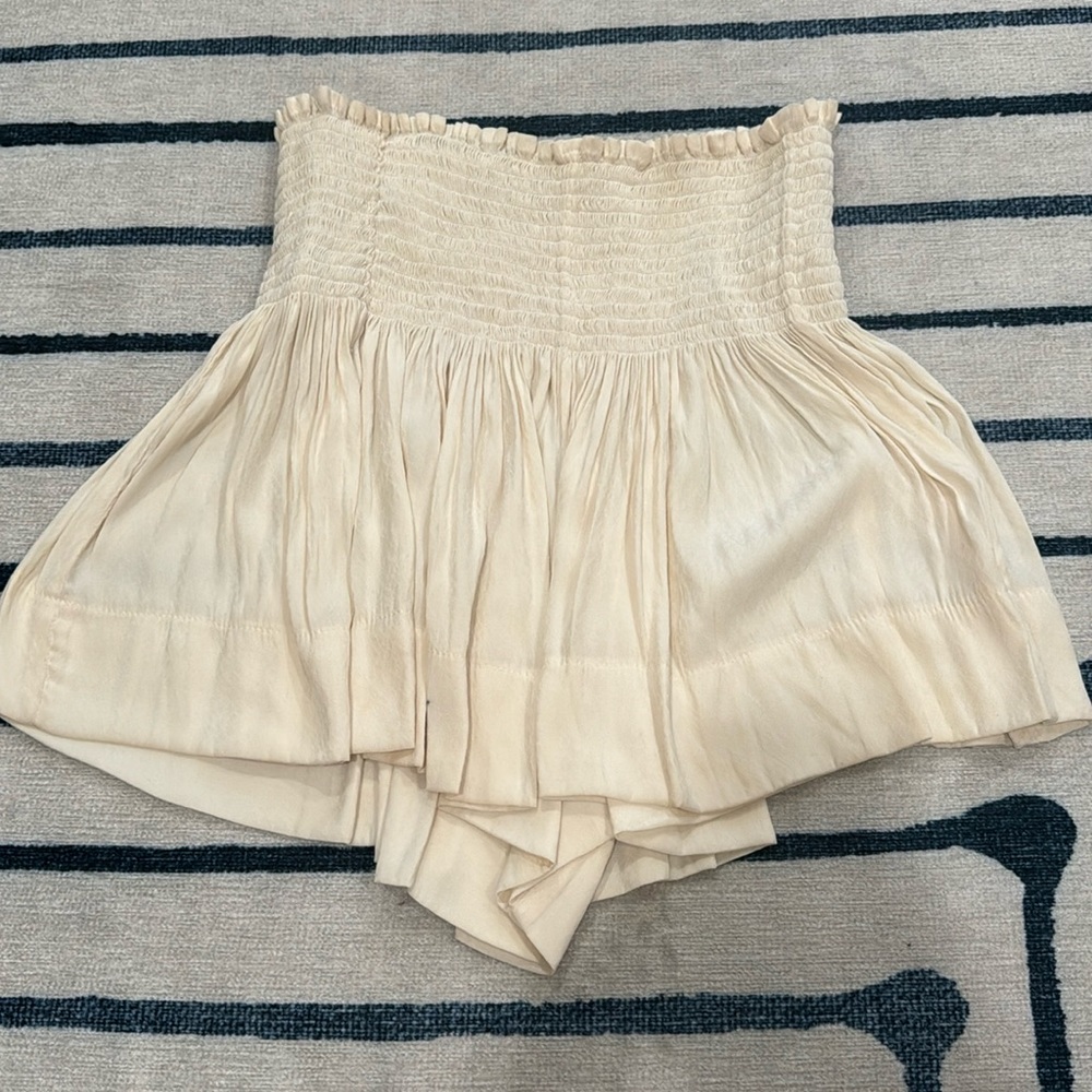 Koch Cream shorts